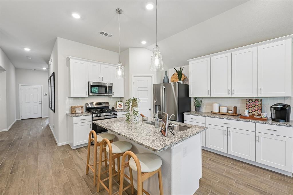 1048 Tarryhill Drive