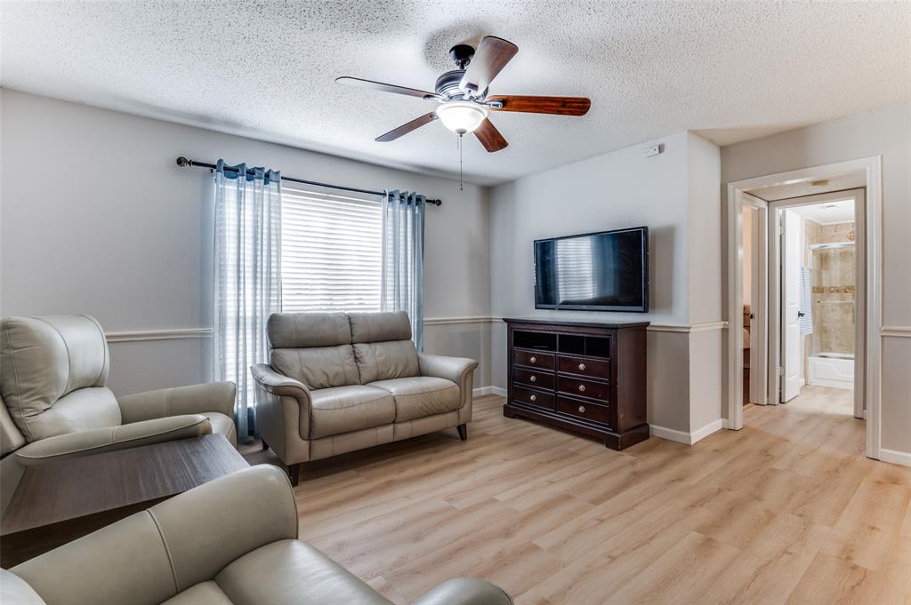 Tecumseh Park Estates #4 - Residential