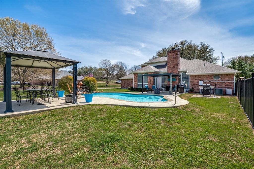 Tecumseh Park Estates #4 - Residential