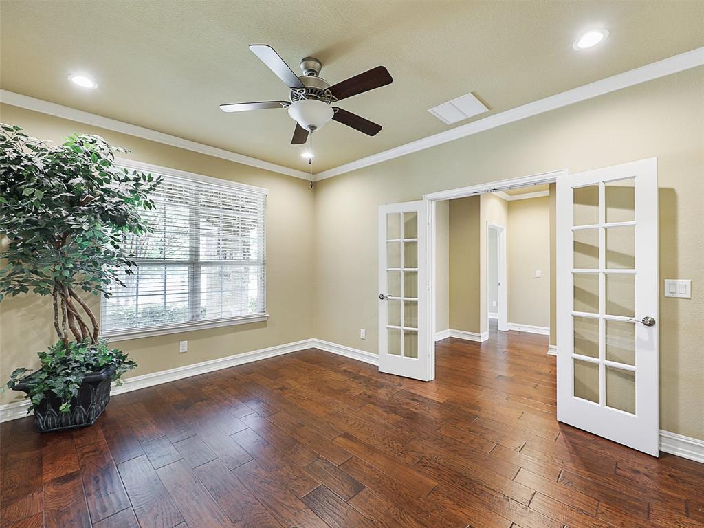 2464 Luna Vista Lane