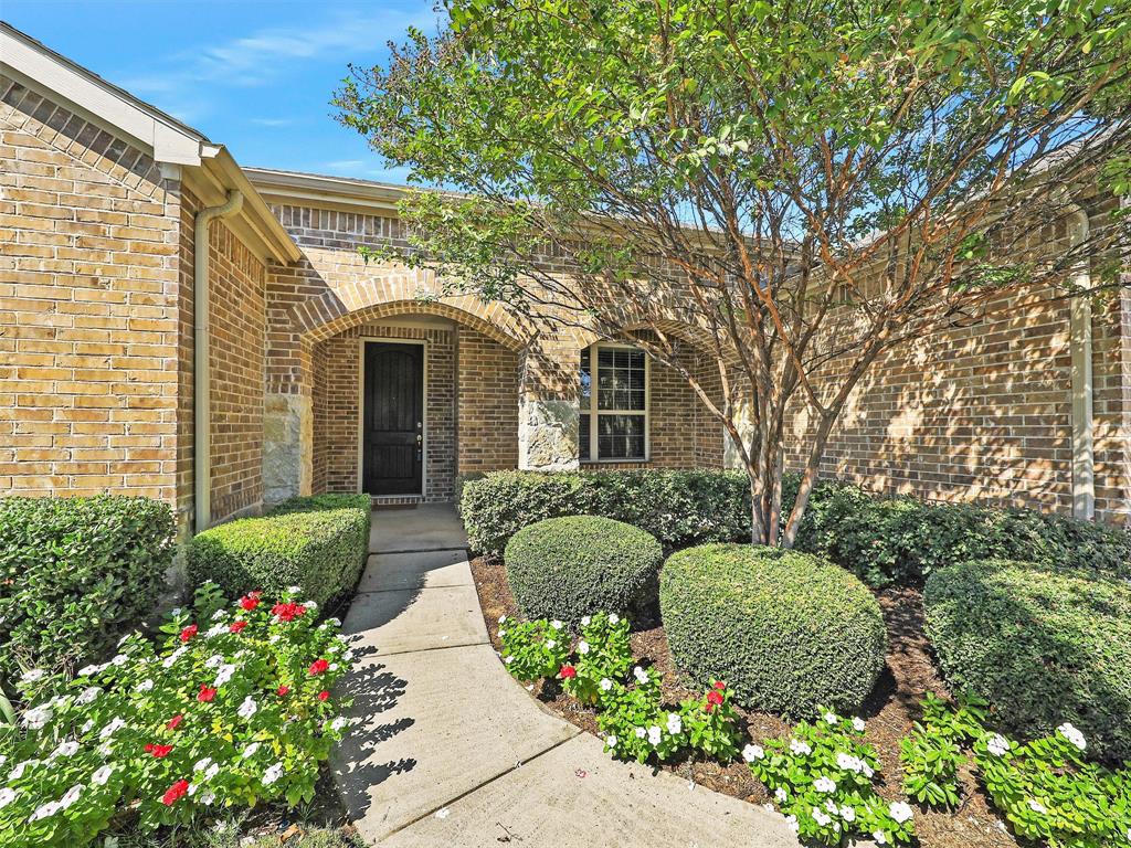 2464 Luna Vista Lane