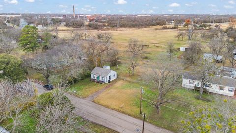 A home in Cleburne