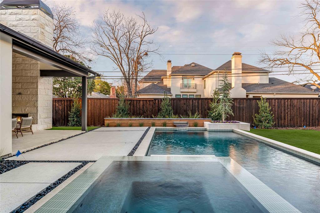 Walnut Crest - Residential