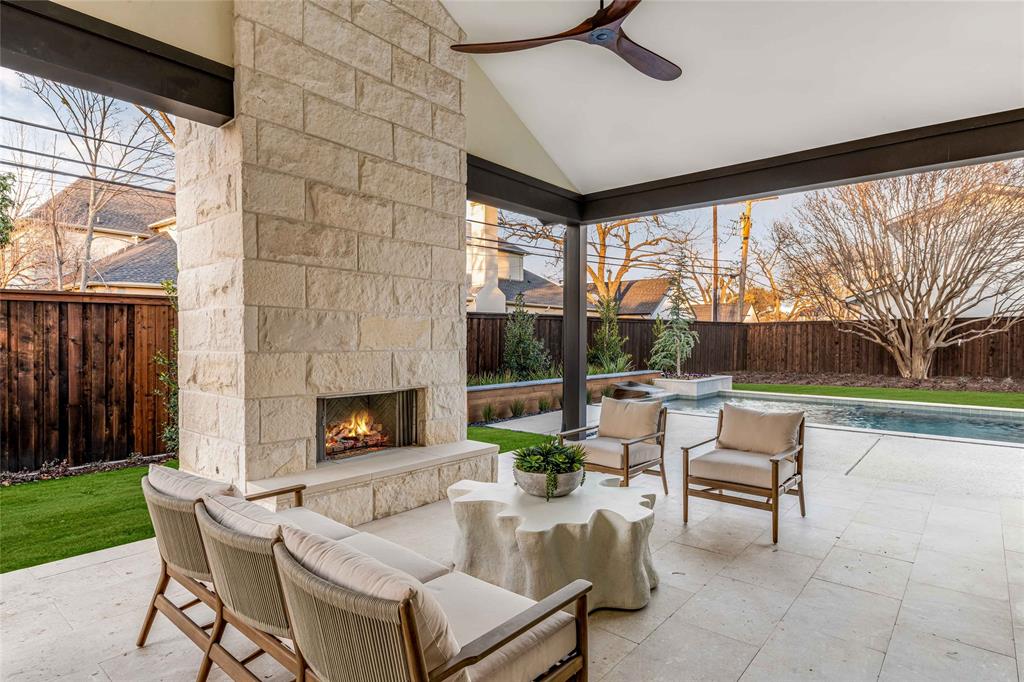 Walnut Crest - Residential