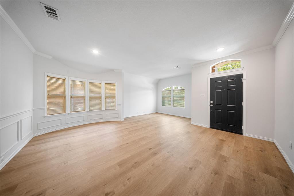 6000 Meadowglen Drive