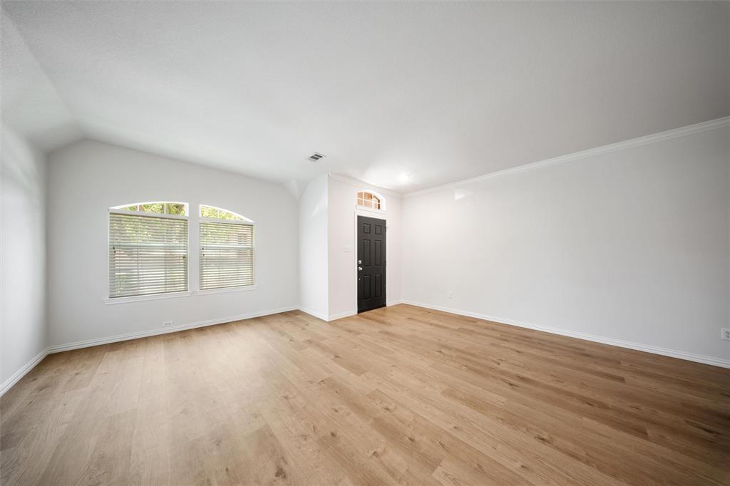 6000 Meadowglen Drive