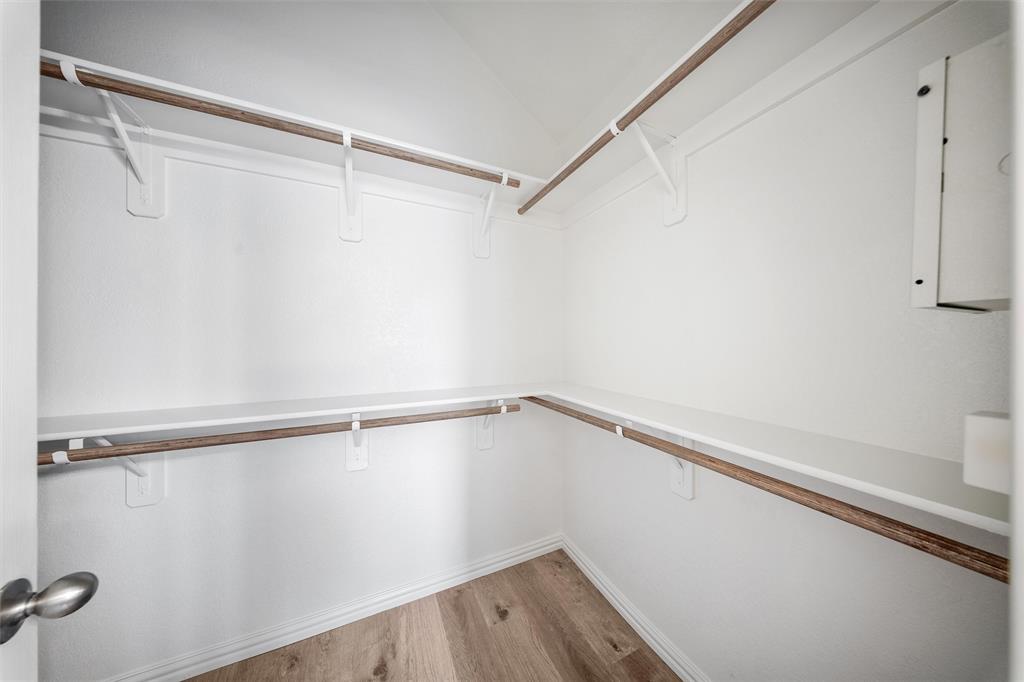 Country Lakes North - Residential