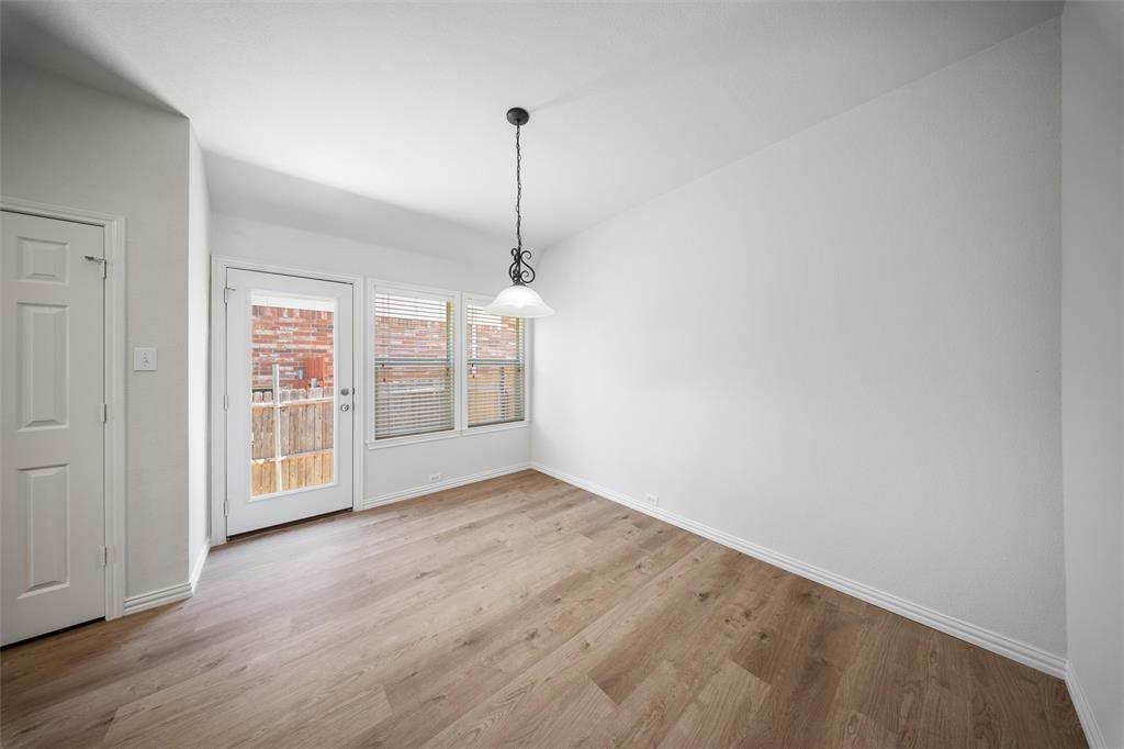 Country Lakes North - Residential