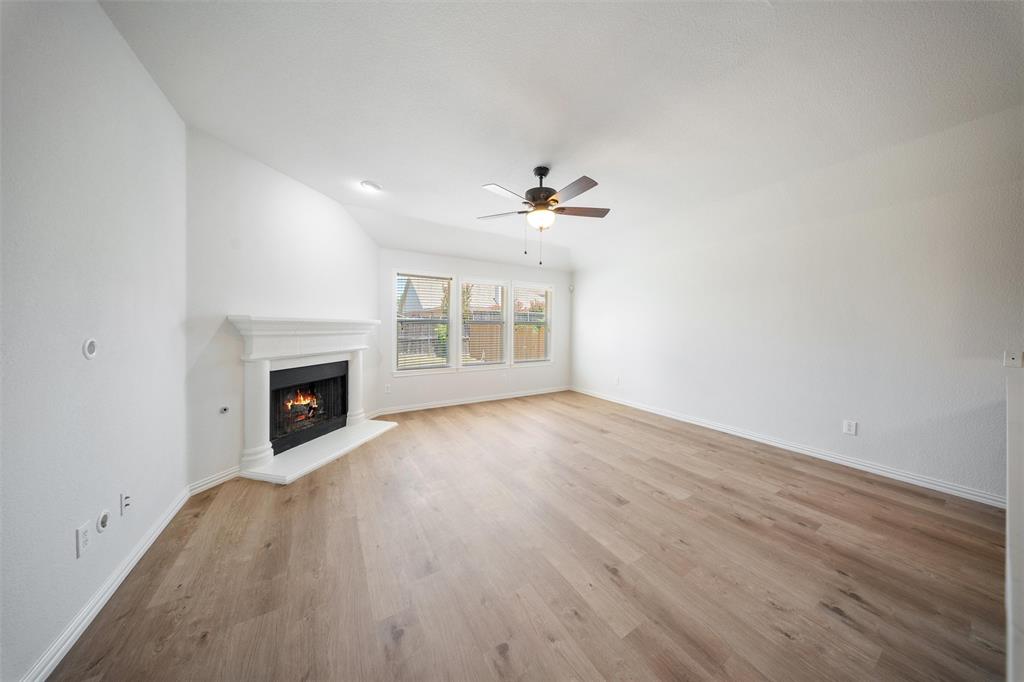 Country Lakes North - Residential