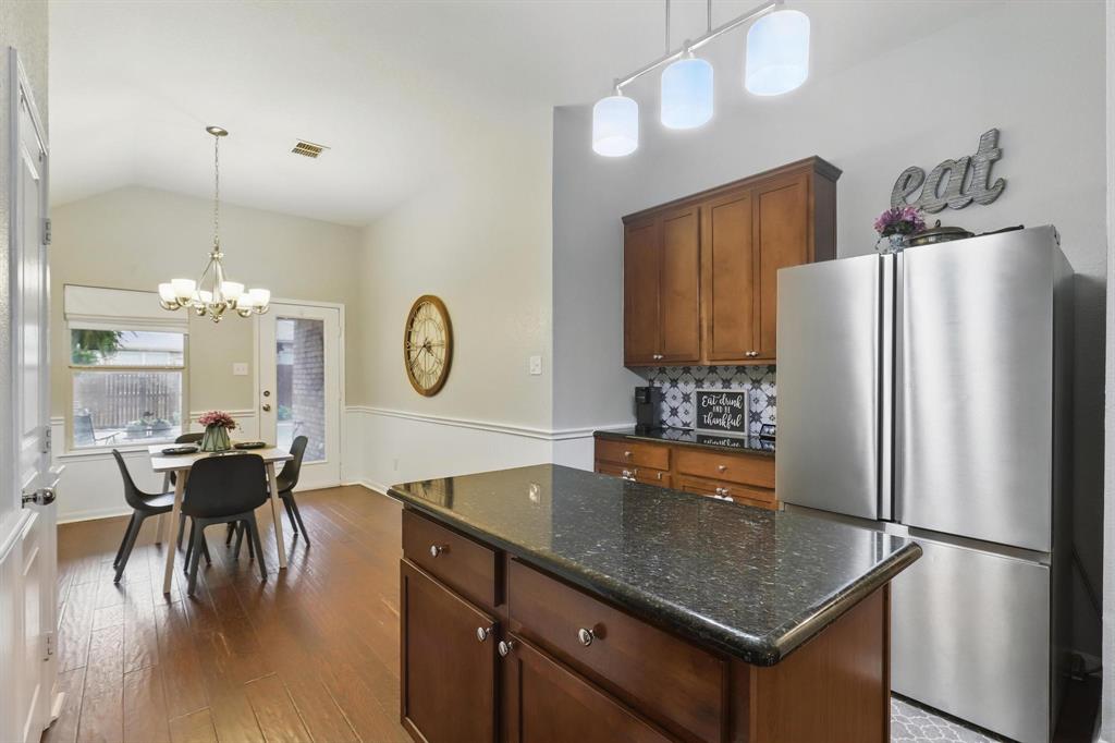 Fort Worth, Texas 76244, United States, 4 Bedrooms Bedrooms, ,3 BathroomsBathrooms,Residential,Pending,126175