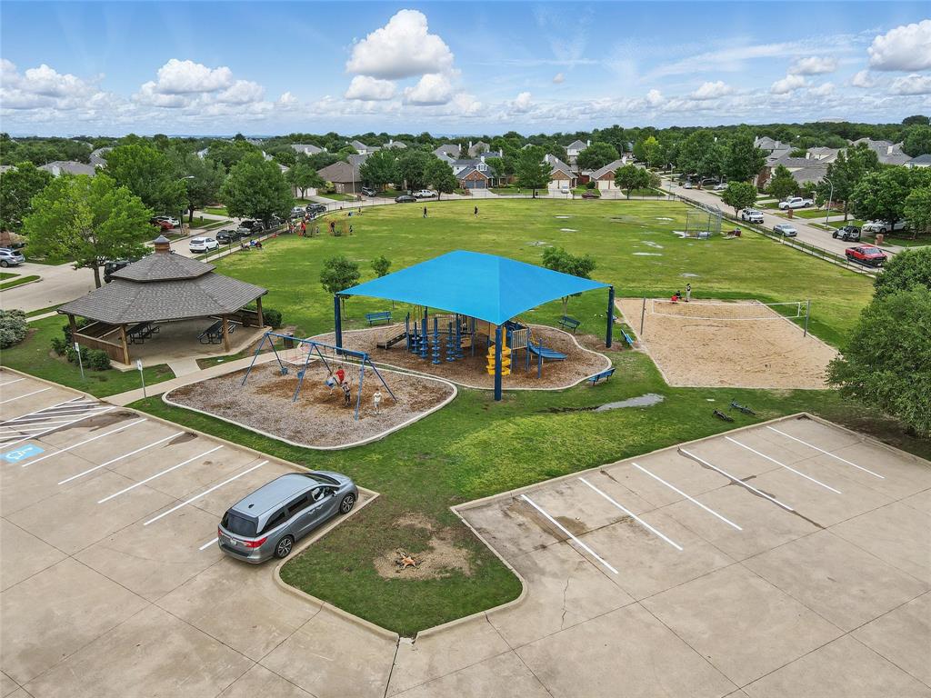 Fort Worth, Texas 76244, United States, 4 Bedrooms Bedrooms, ,3 BathroomsBathrooms,Residential,Pending,126175