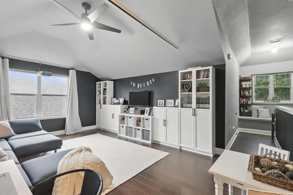 Fort Worth, Texas 76244, United States, 4 Bedrooms Bedrooms, ,3 BathroomsBathrooms,Residential,Pending,126175