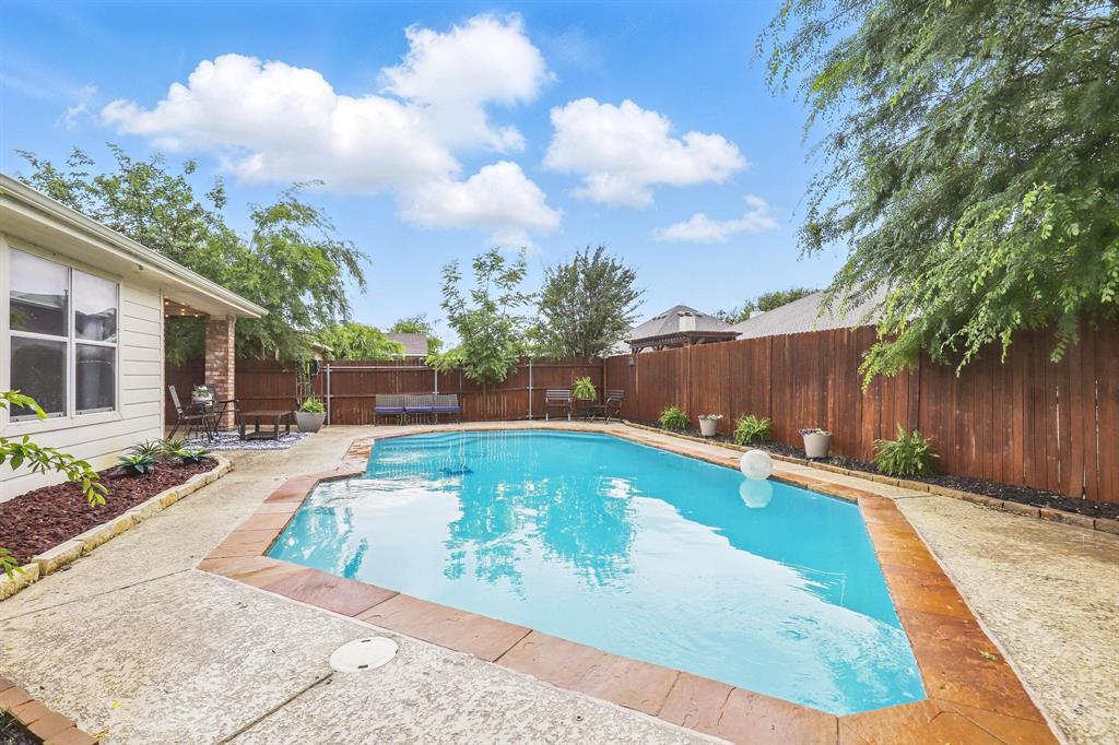 Fort Worth, Texas 76244, United States, 4 Bedrooms Bedrooms, ,3 BathroomsBathrooms,Residential,Pending,126175