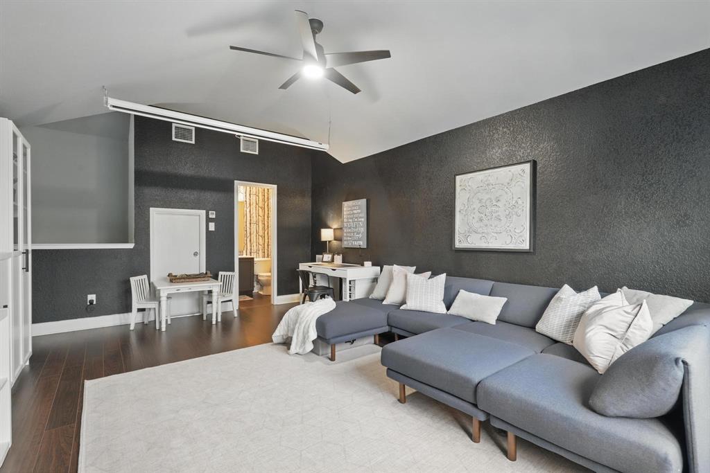 Fort Worth, Texas 76244, United States, 4 Bedrooms Bedrooms, ,3 BathroomsBathrooms,Residential,Pending,126175