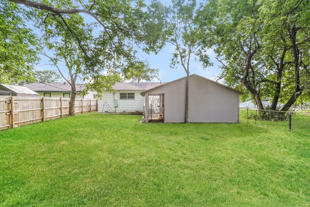 Broadmoor - Residential