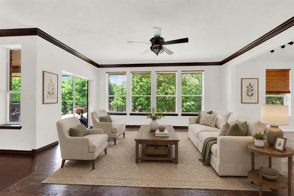6413 Shoreline Drive