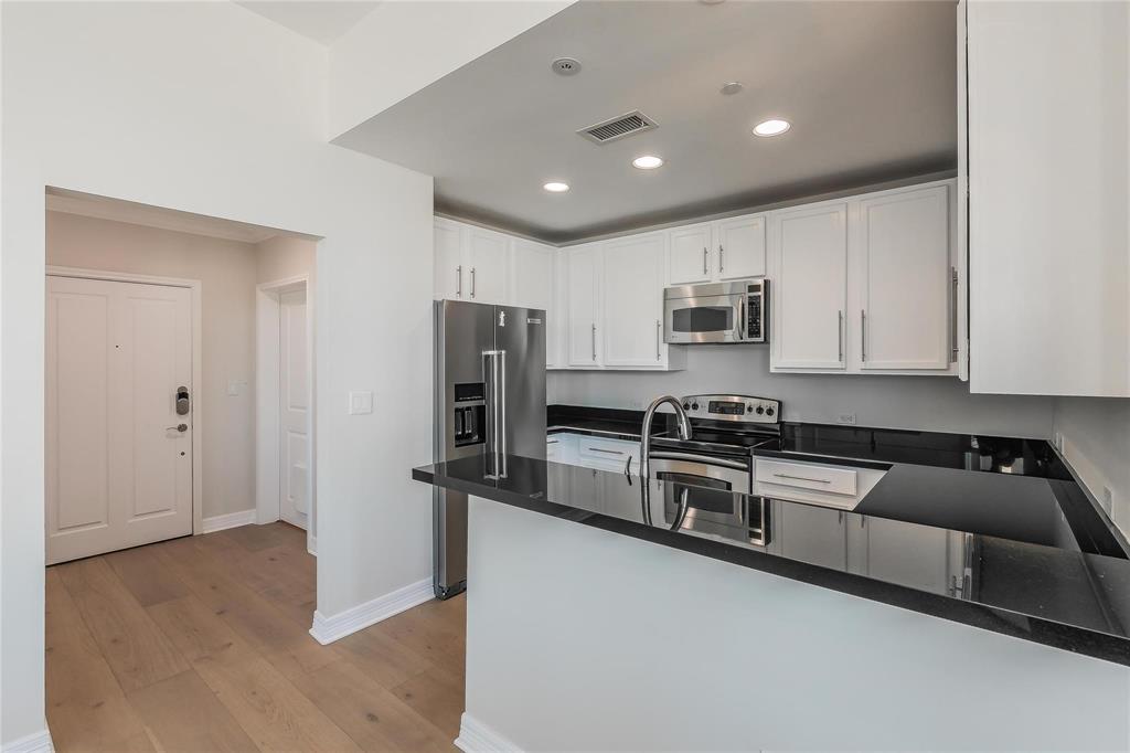 Tower Residential II Condo - Residential