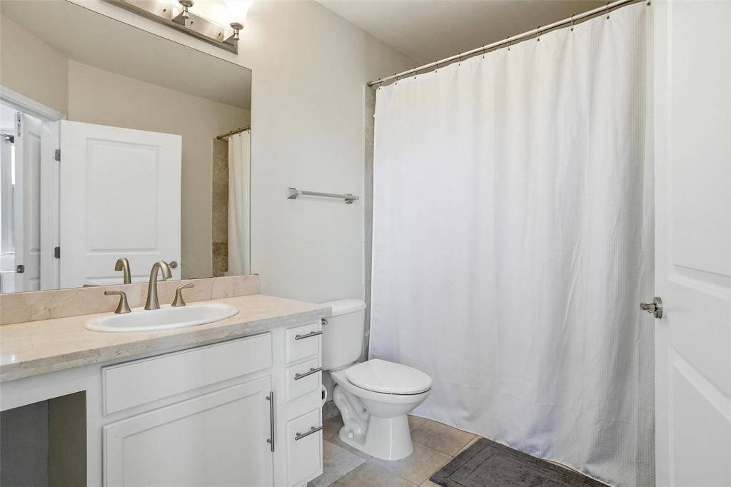 Tower Residential II Condo - Residential