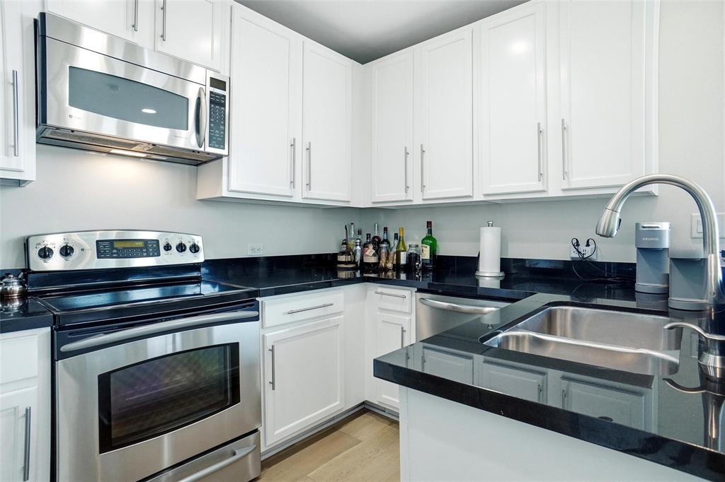 Tower Residential II Condo - Residential