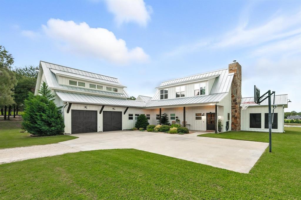 449 Hlavek Road