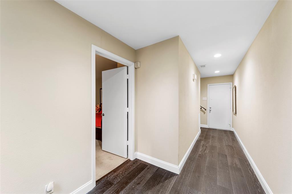 Prescott Condo 4215 Association - Residential