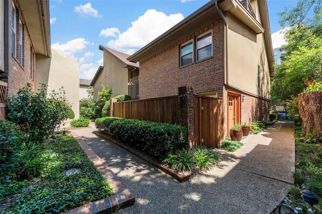 Prescott Condo 4215 Association - Residential