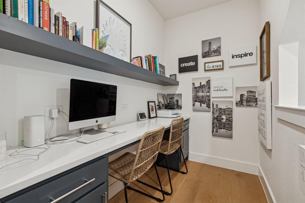 Danielle At Craig Ranch, The - Residential