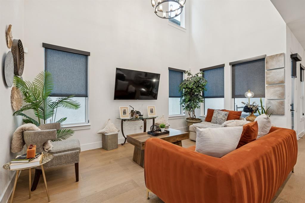 Danielle At Craig Ranch, The - Residential