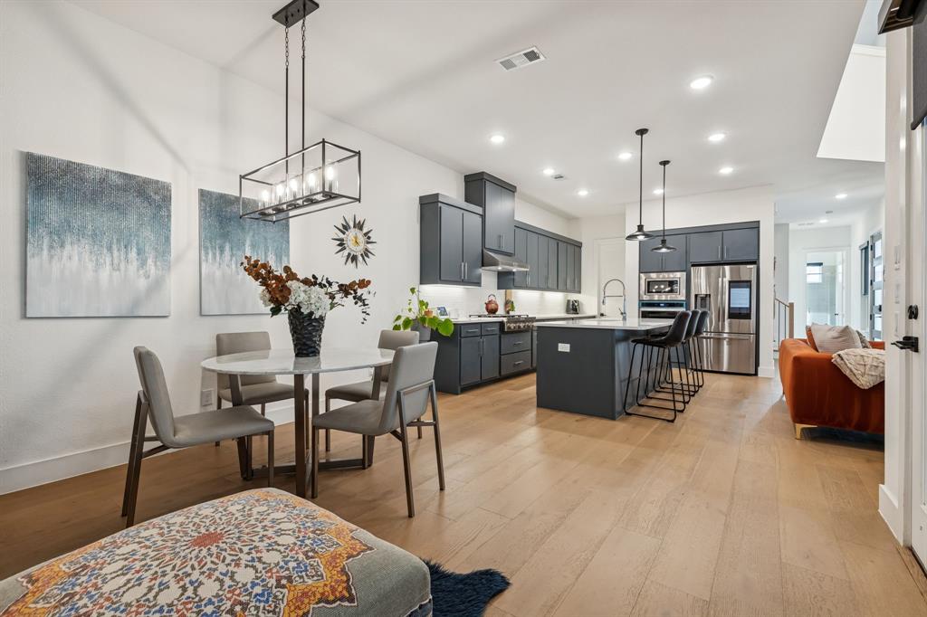 Danielle At Craig Ranch, The - Residential