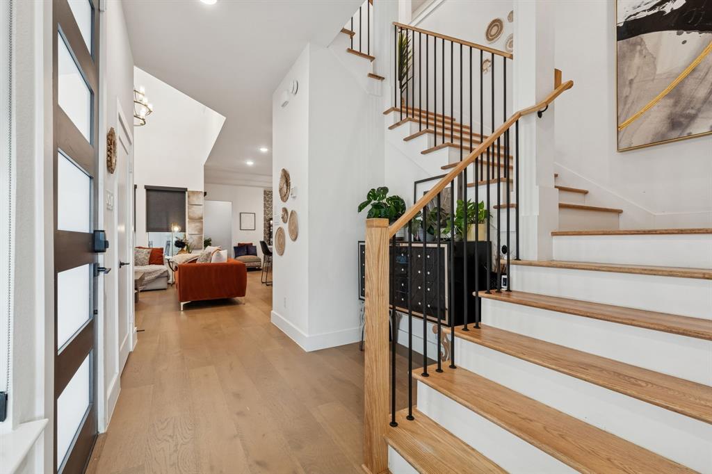 Danielle At Craig Ranch, The - Residential