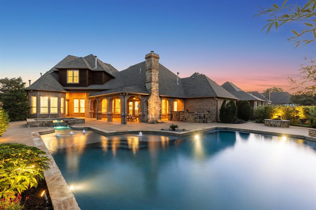 420 W Chapel Downs Drive