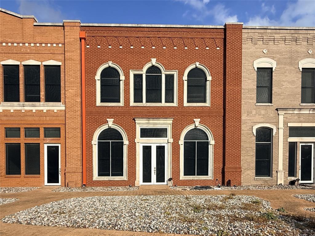 11351 Hilltop Road 101