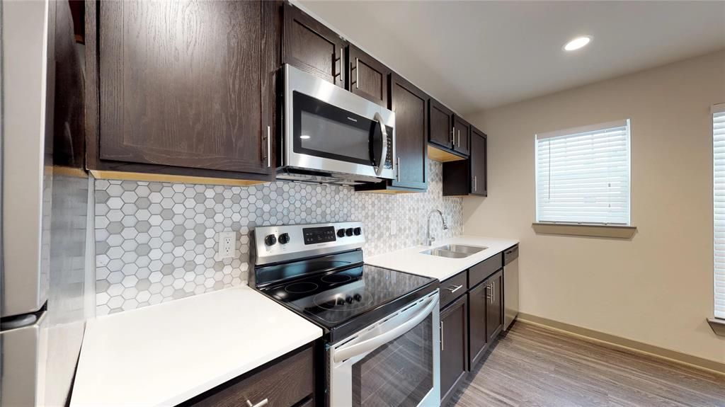 Photo of 6304 Prospect Avenue #102, Dallas, TX 75214 (MLS # 21251581)