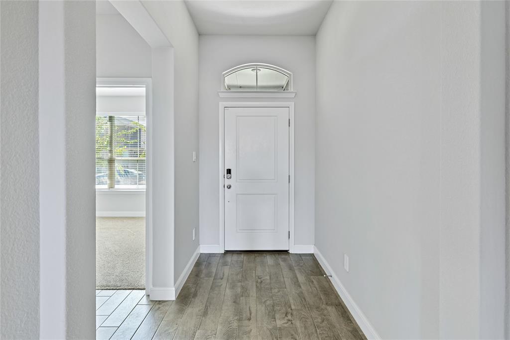 1141 Southwark Drive