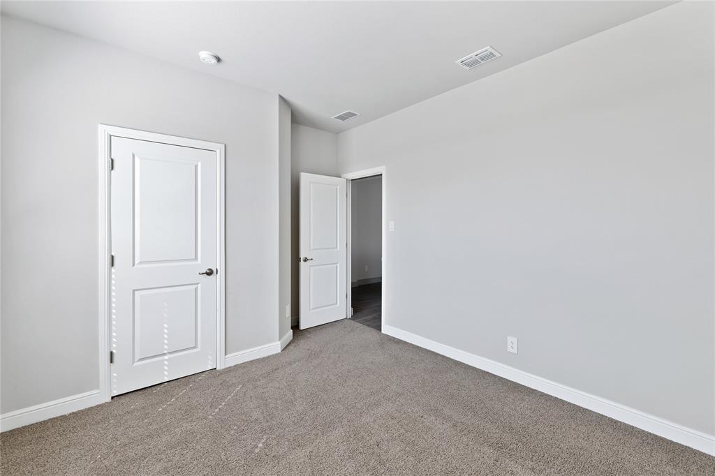 1141 Southwark Drive