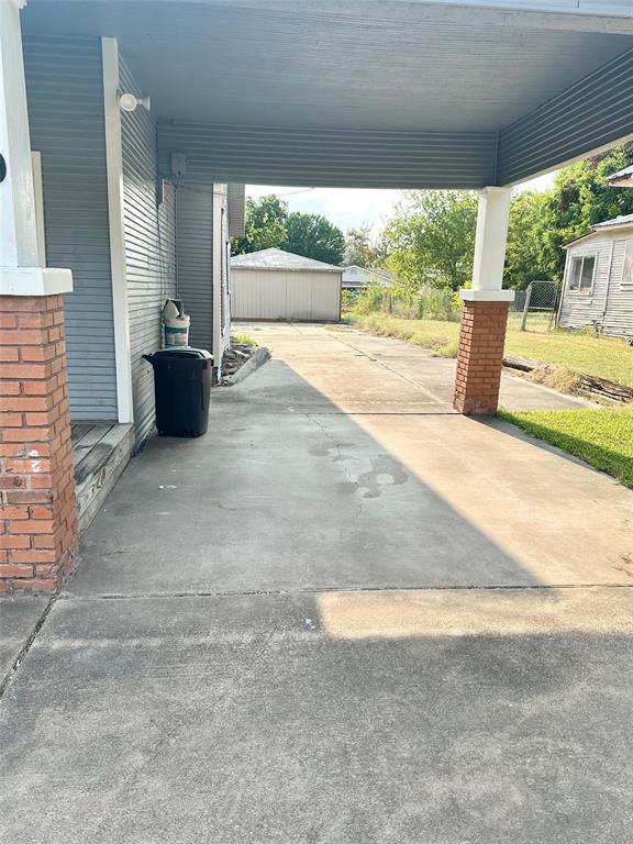 Orig Town Of Wolfe City - Residential