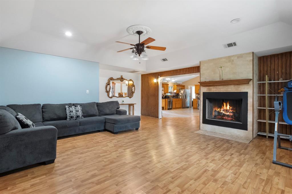 Af Mccarty Surv Abs 537 - Residential