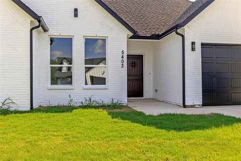 A home in Granbury