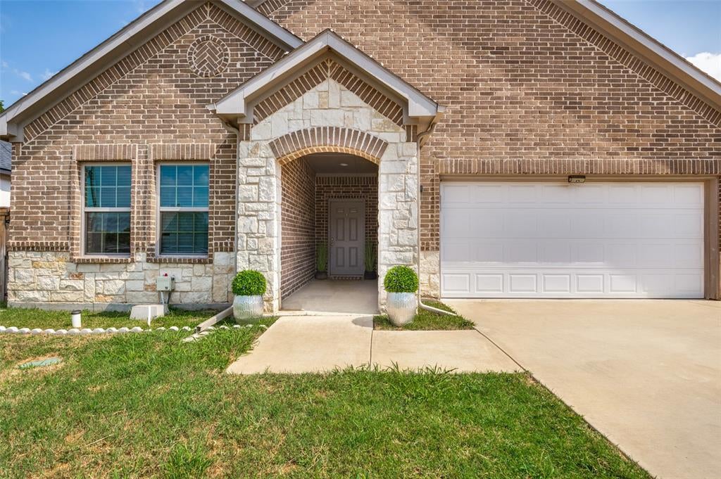 2723 Pike Drive