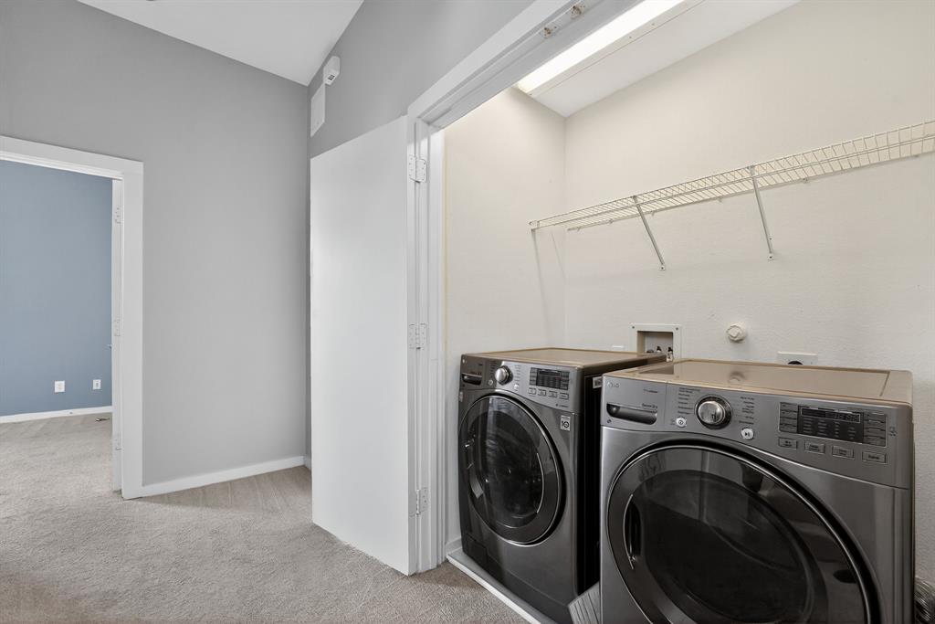 4212 Bowser Ave - Residential