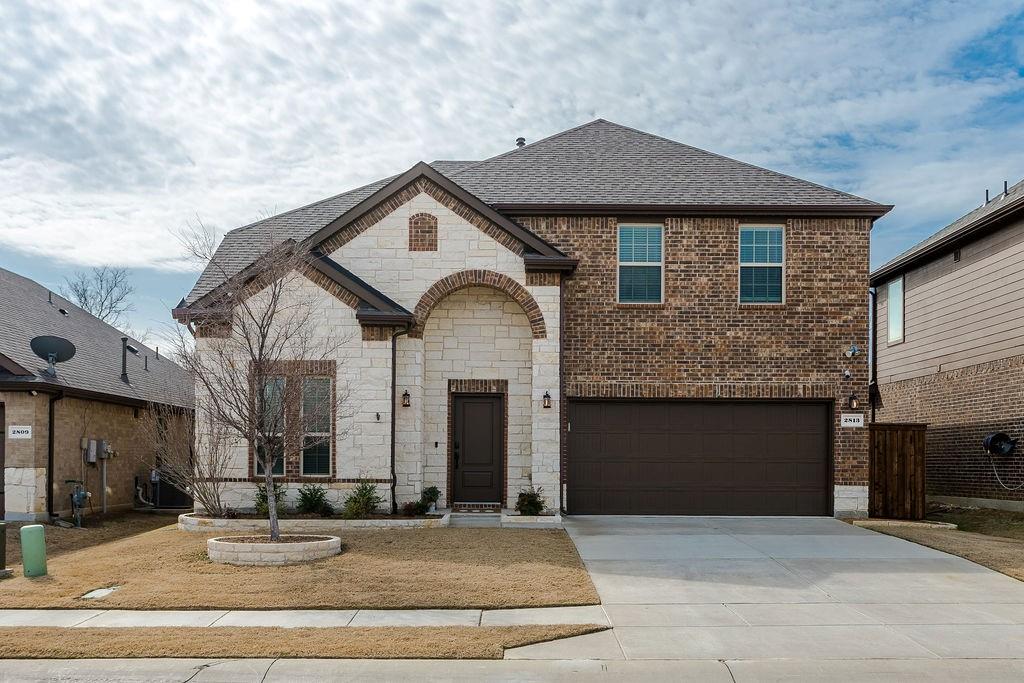 2813 Frio Road