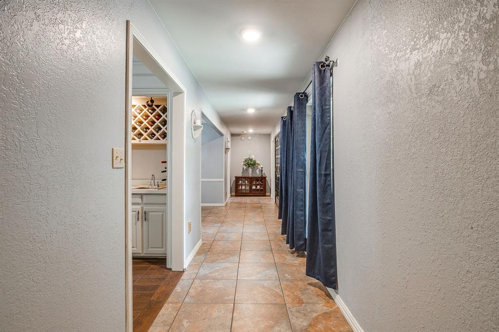 1800 Briarcrest Lane
