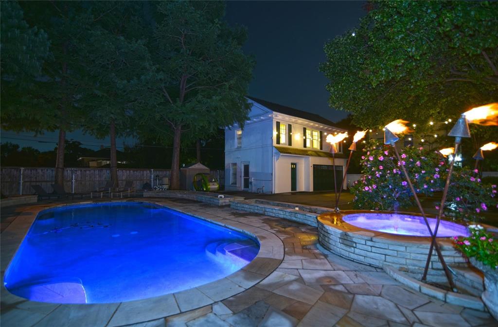 Munger Place - Residential