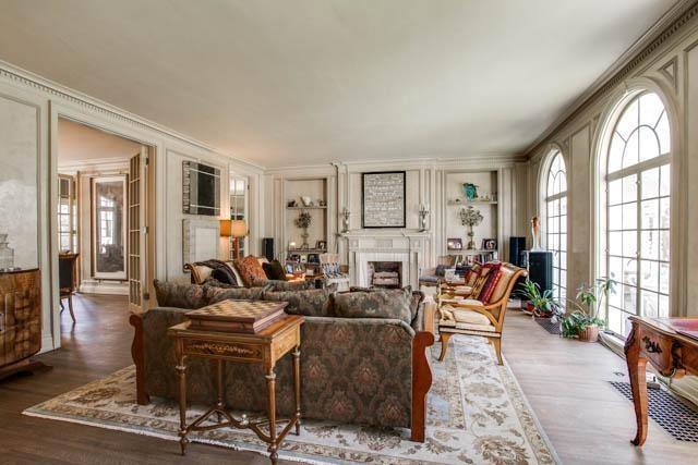 Munger Place - Residential