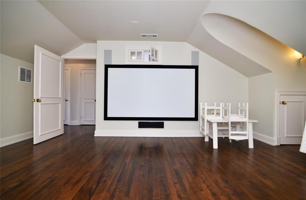 Munger Place - Residential