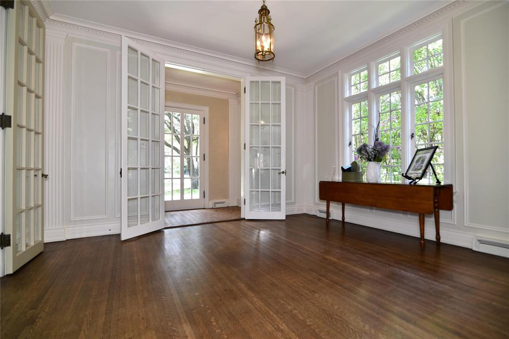 Munger Place - Residential