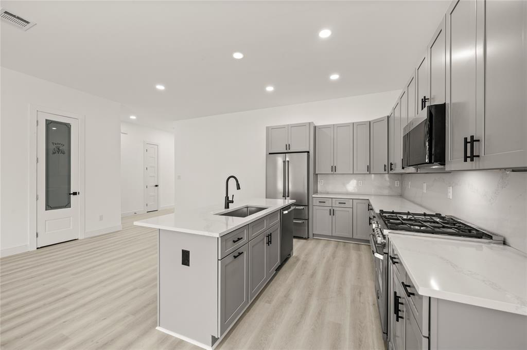 Hoopers 02 Ave - Residential