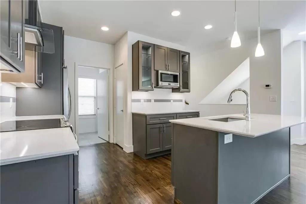 COCKRELL FAIRLAND - Residential Lease