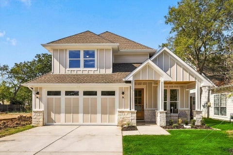 Photo of 144 College Street S, Keller, TX 76248 (MLS # 21409943)