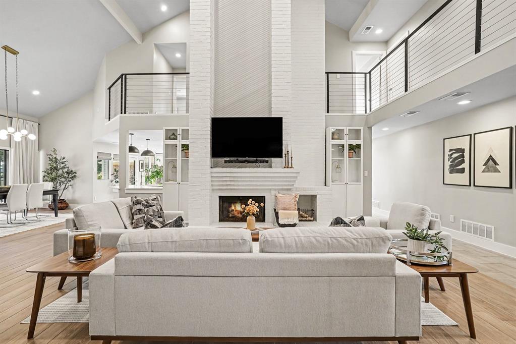 2902 Ambleside Lane
